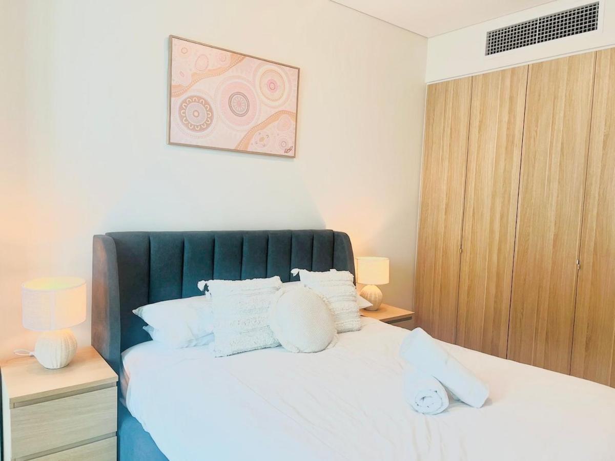 Cbd Near Qvb With Infinity Pool * Sydney