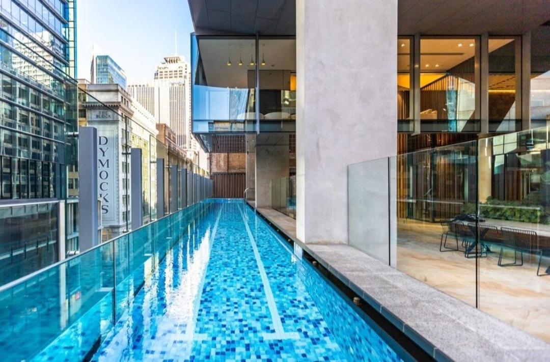 Cbd Near Qvb With Infinity Pool *