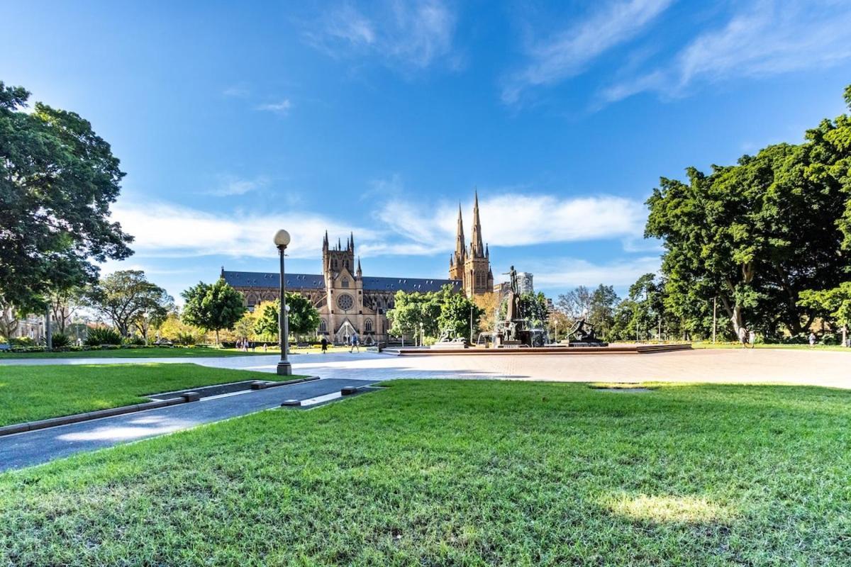 Apartment Cbd Near Qvb With Infinity Pool Sydney