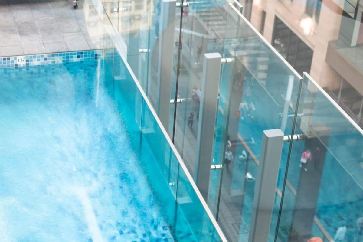 Cbd Near Qvb With Infinity Pool Apartment *